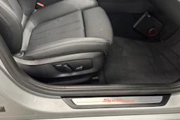 hopea BMW 520 2021 kuva 11.
