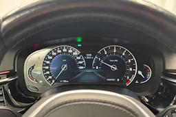 hopea BMW 520 2021 kuva 16.