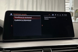 musta BMW 520 2021 kuva 25.