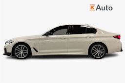 valkoinen BMW 520 2021 kuva 6.