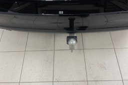 Musta BMW 520 2023 kuva 23.