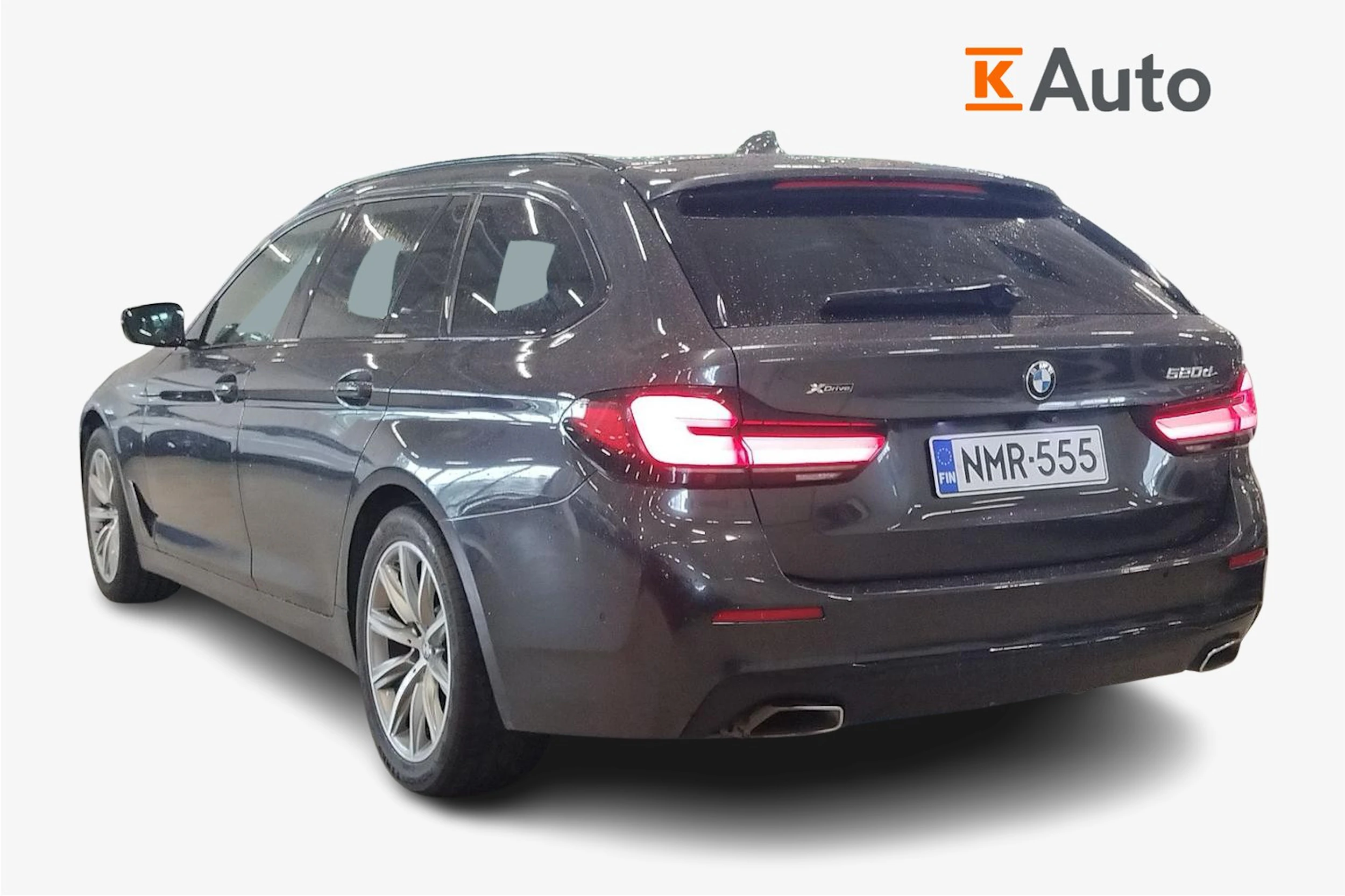 harmaa BMW 520 2022 kuva 2.