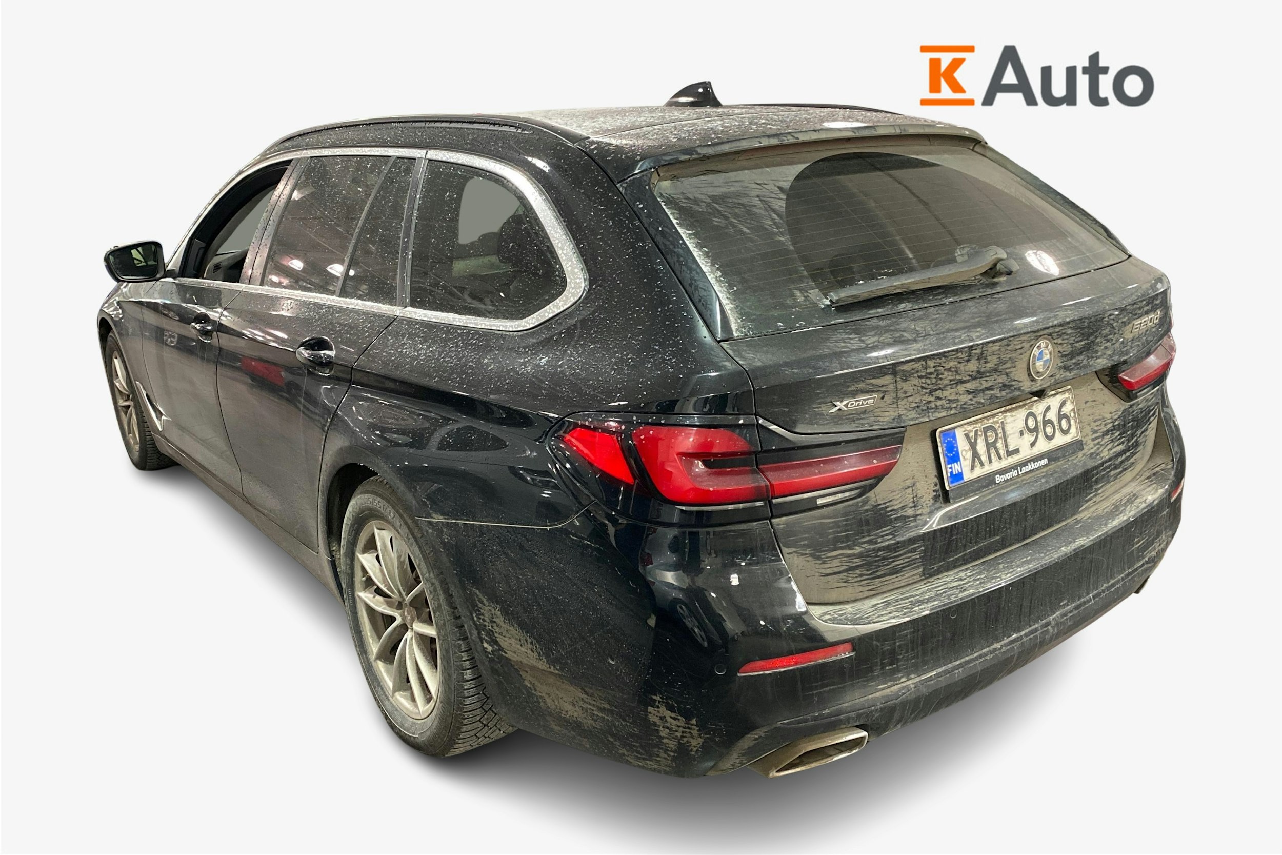 musta BMW 520 2022 kuva 2.