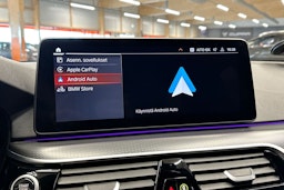 valkoinen BMW 520 2023 kuva 20.
