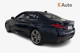 Musta BMW 520 2023 kuva 2.
