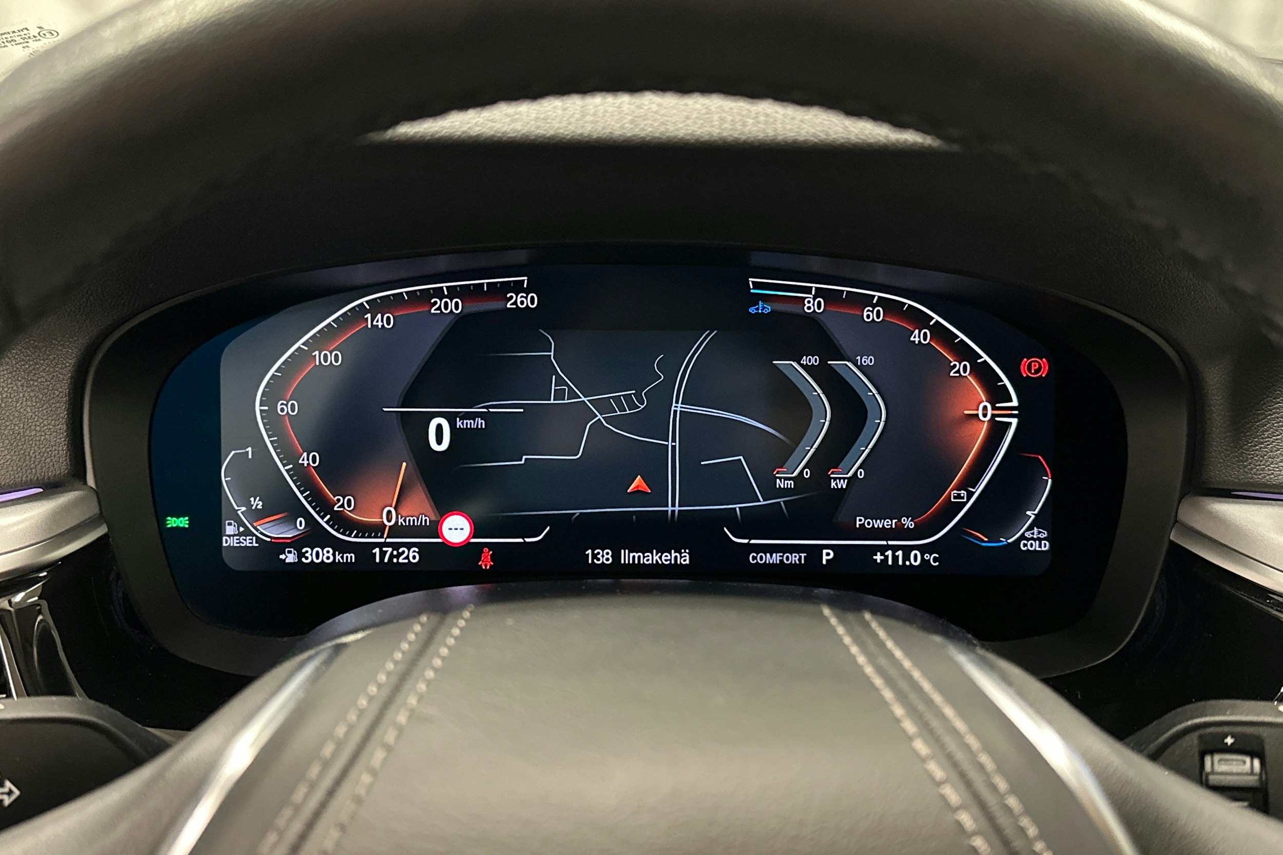 musta BMW 520 2023 kuva 21.