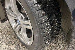 sininen BMW 523 2008 kuva 13.