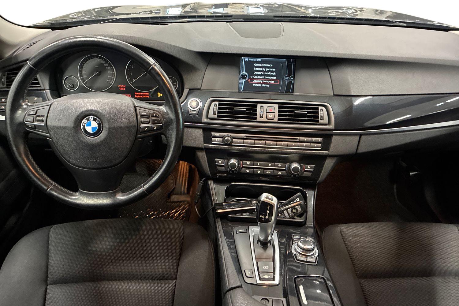 BMW 523 A F10 Sedan 2010, kuva 7/22