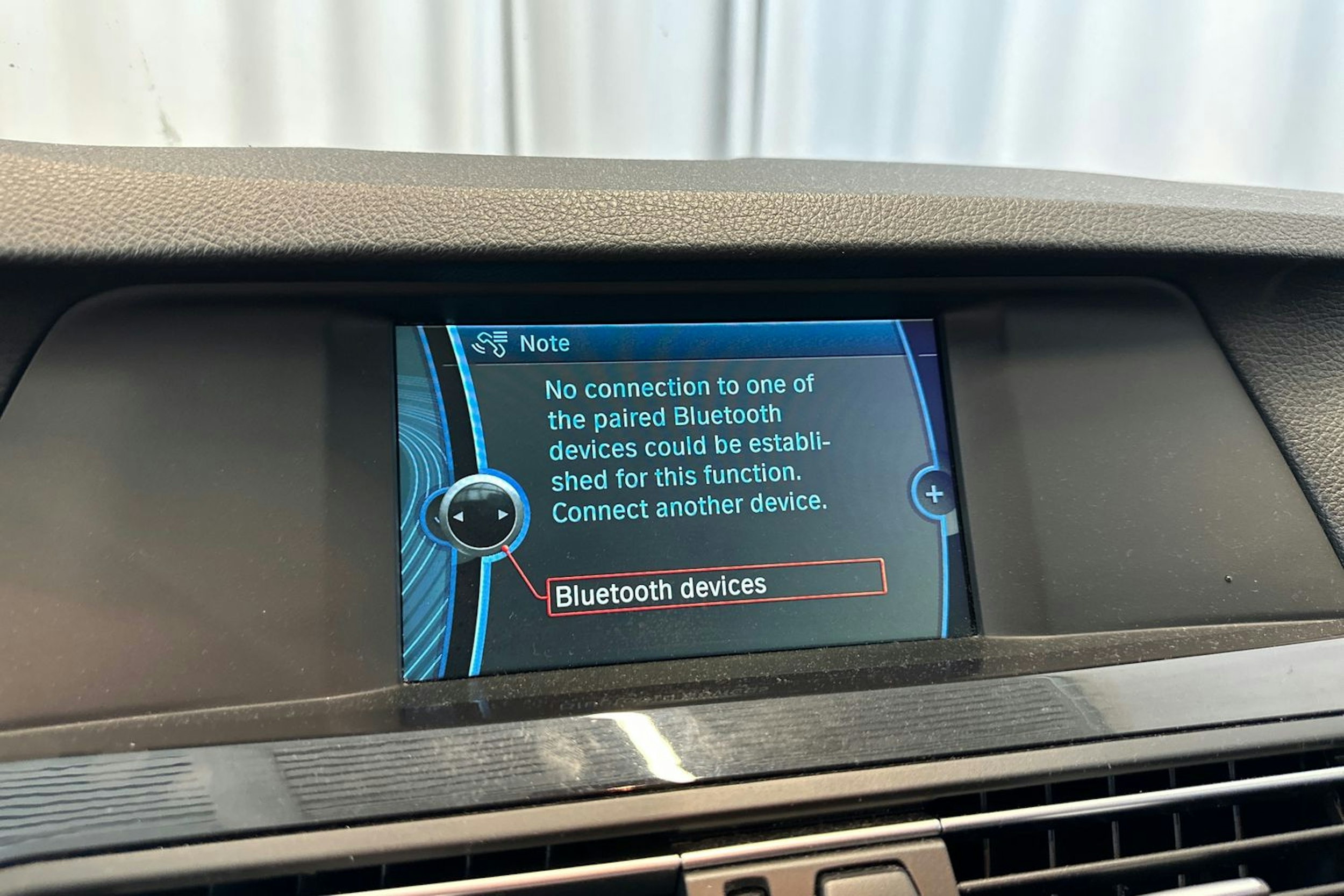 harmaa BMW 525 2011 kuva 27.
