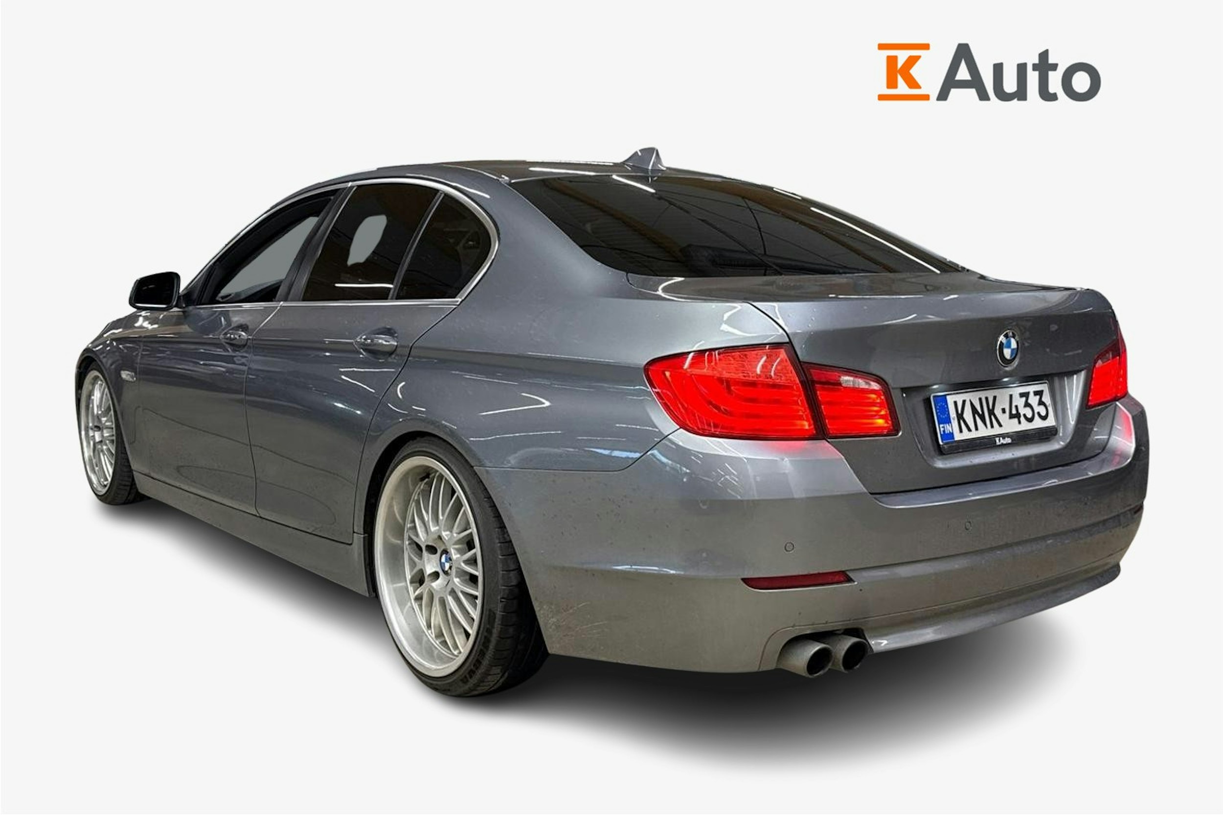 harmaa BMW 525 2011 kuva 2.