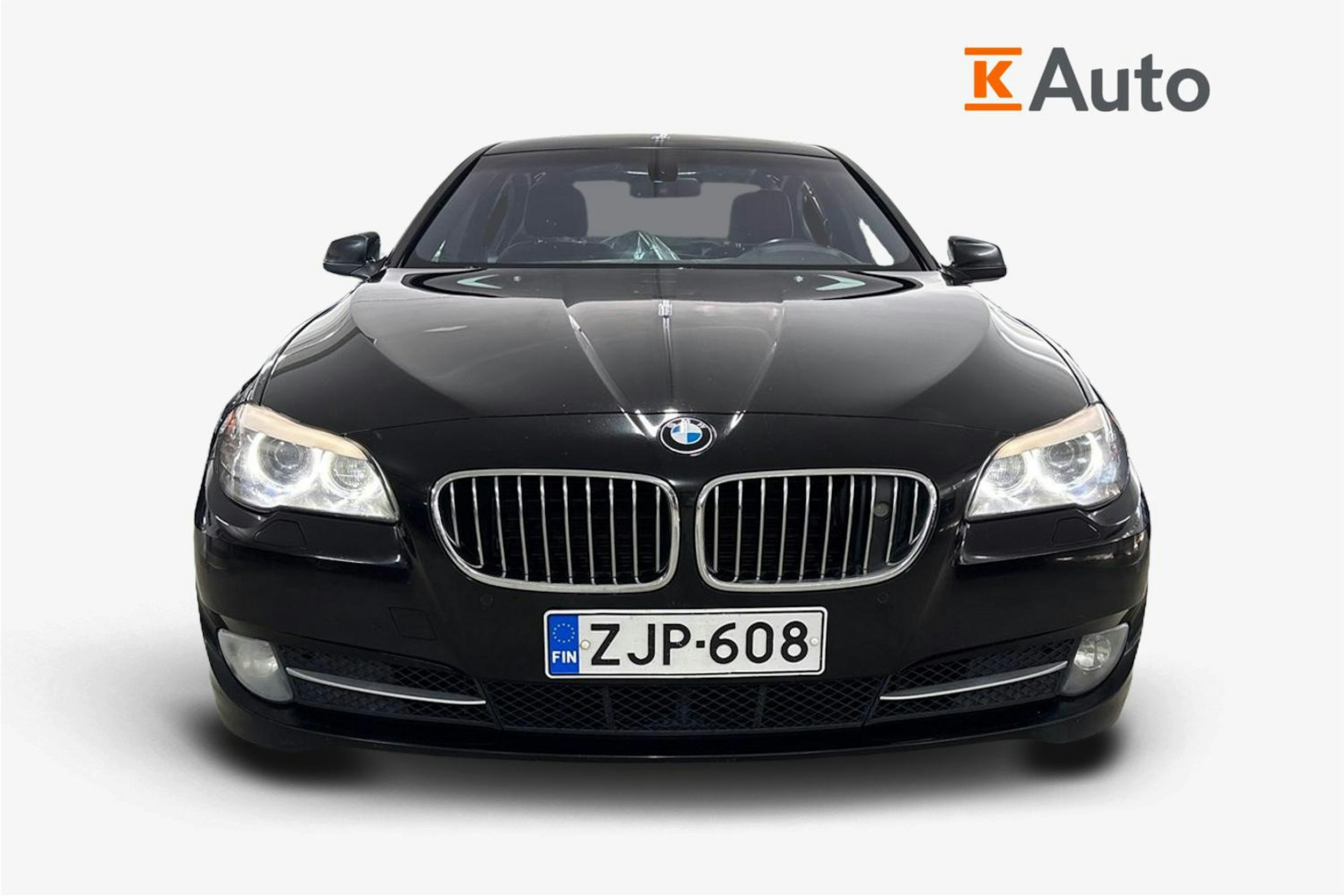 musta BMW 525 2011 kuva 5.