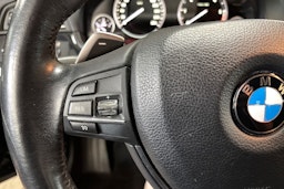 musta BMW 525 2011 kuva 17.