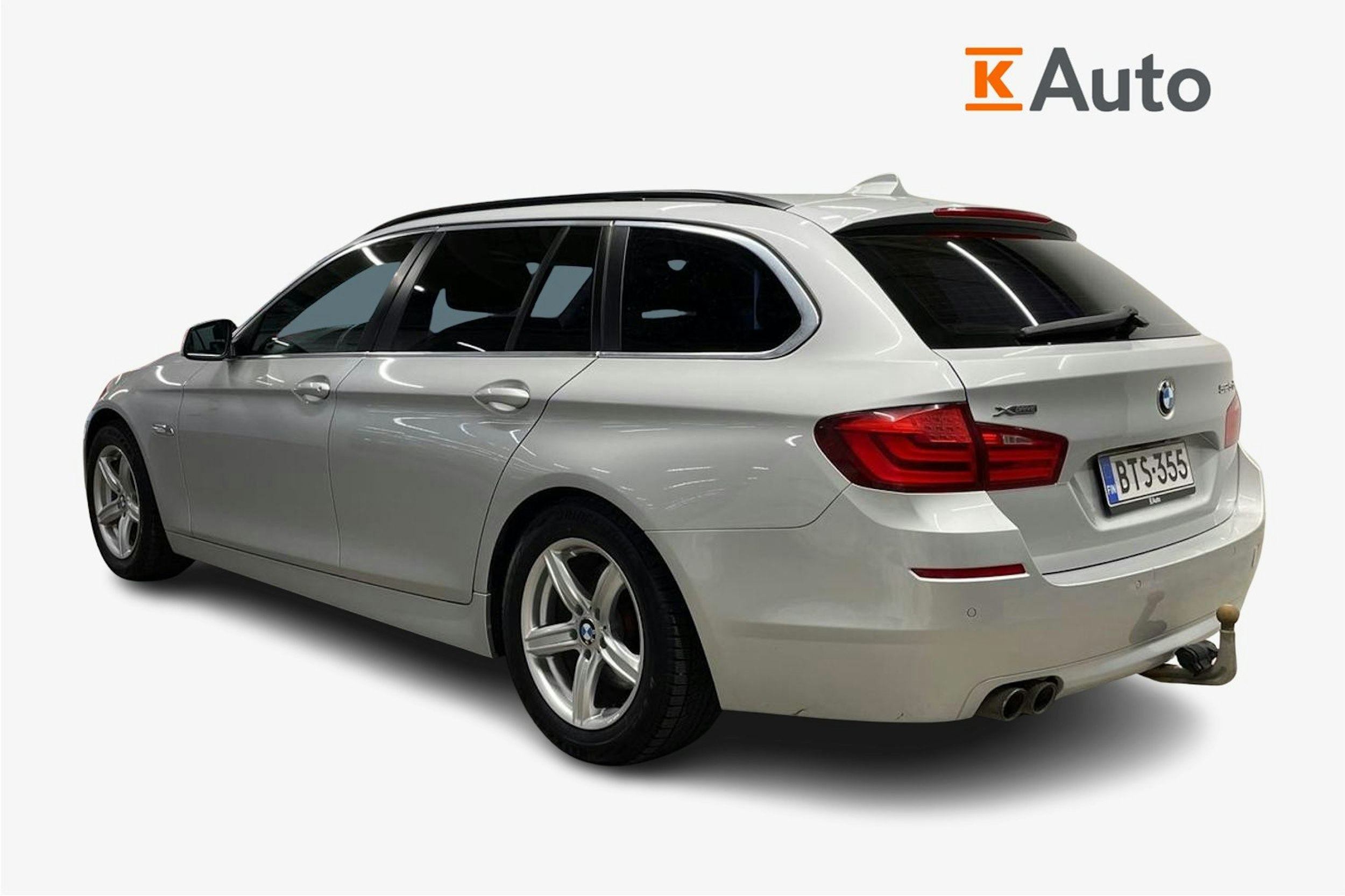 harmaa BMW 525 2012 kuva 2.