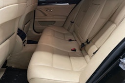 Musta BMW 525 2012 kuva 8.