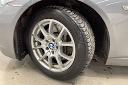 harmaa BMW 525 2012 kuva 13.
