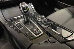 harmaa BMW 525 2012 kuva 22.