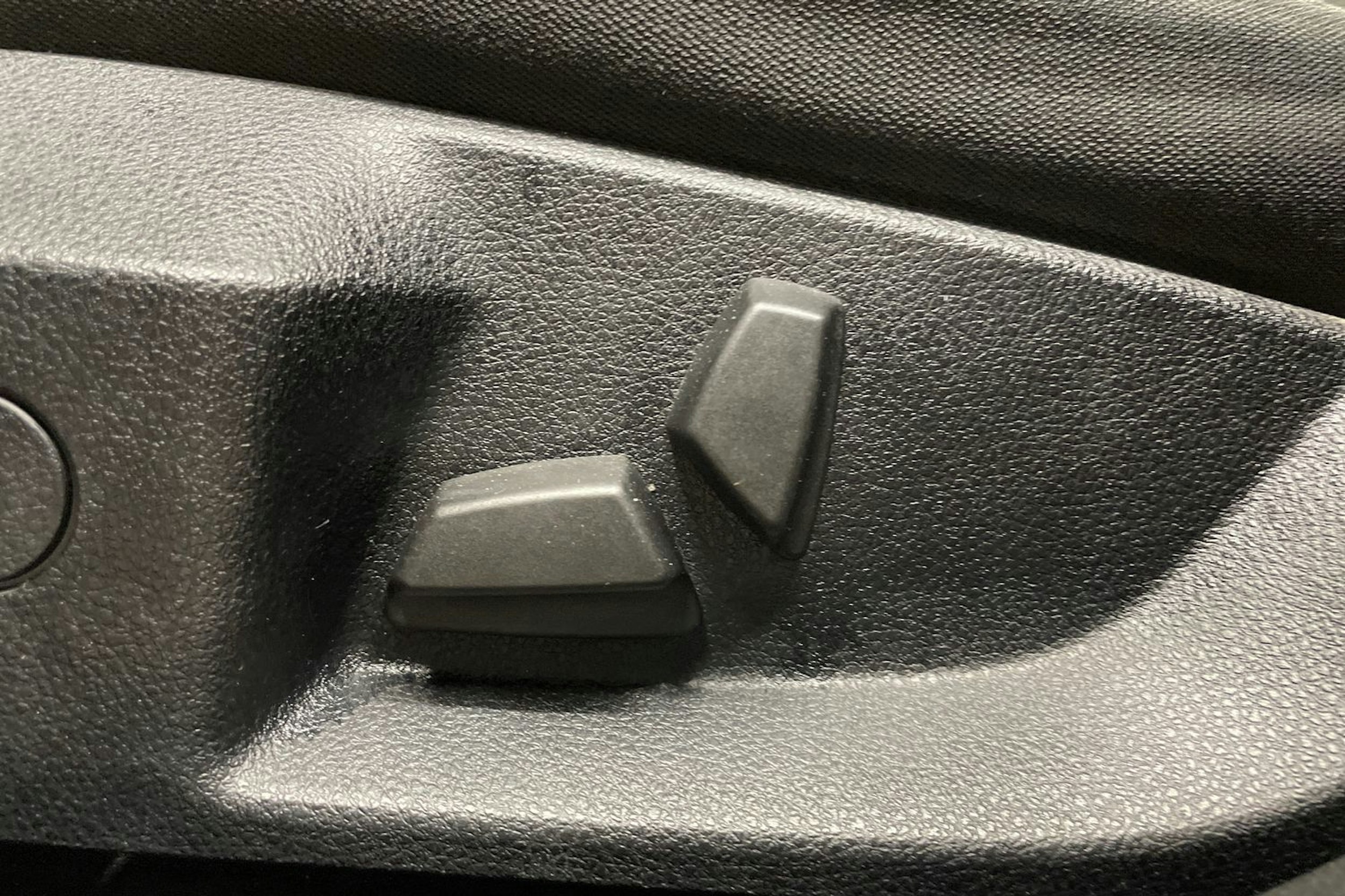 harmaa BMW 525 2012 kuva 27.