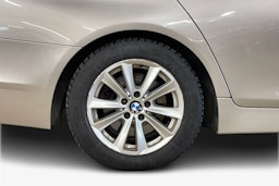 Ruskea (beige) BMW 525 2012 kuva 11.