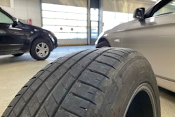 Ruskea (beige) BMW 525 2012 kuva 14.