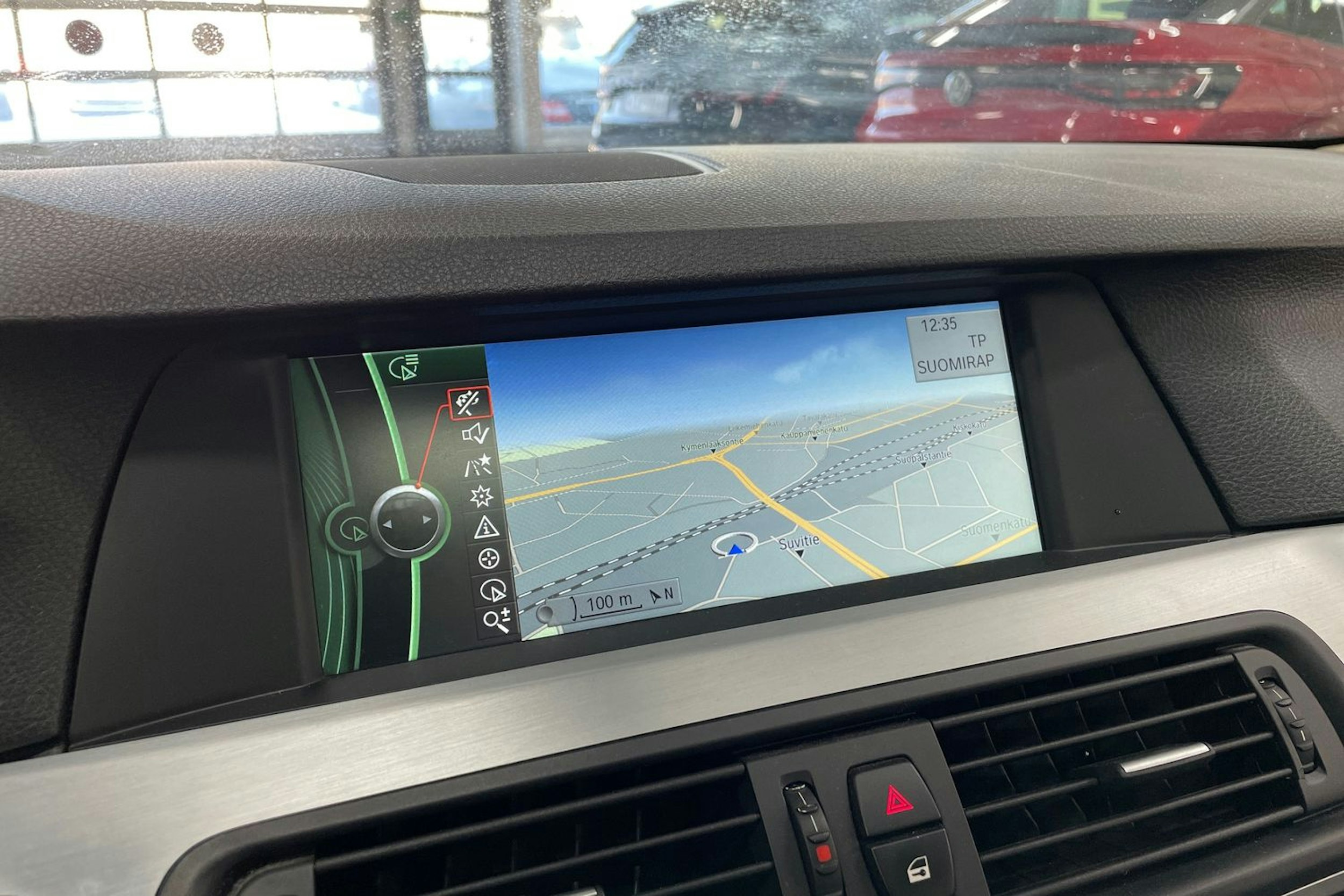 Ruskea (beige) BMW 525 2012 kuva 19.