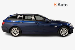 sininen BMW 525 2012 kuva 5.