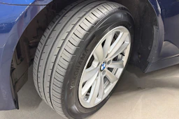 sininen BMW 525 2012 kuva 10.