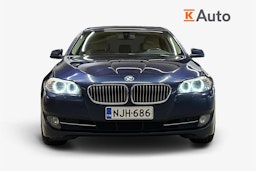 Sininen BMW 525 2013 kuva 5.