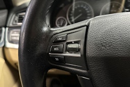 Sininen BMW 525 2013 kuva 25.