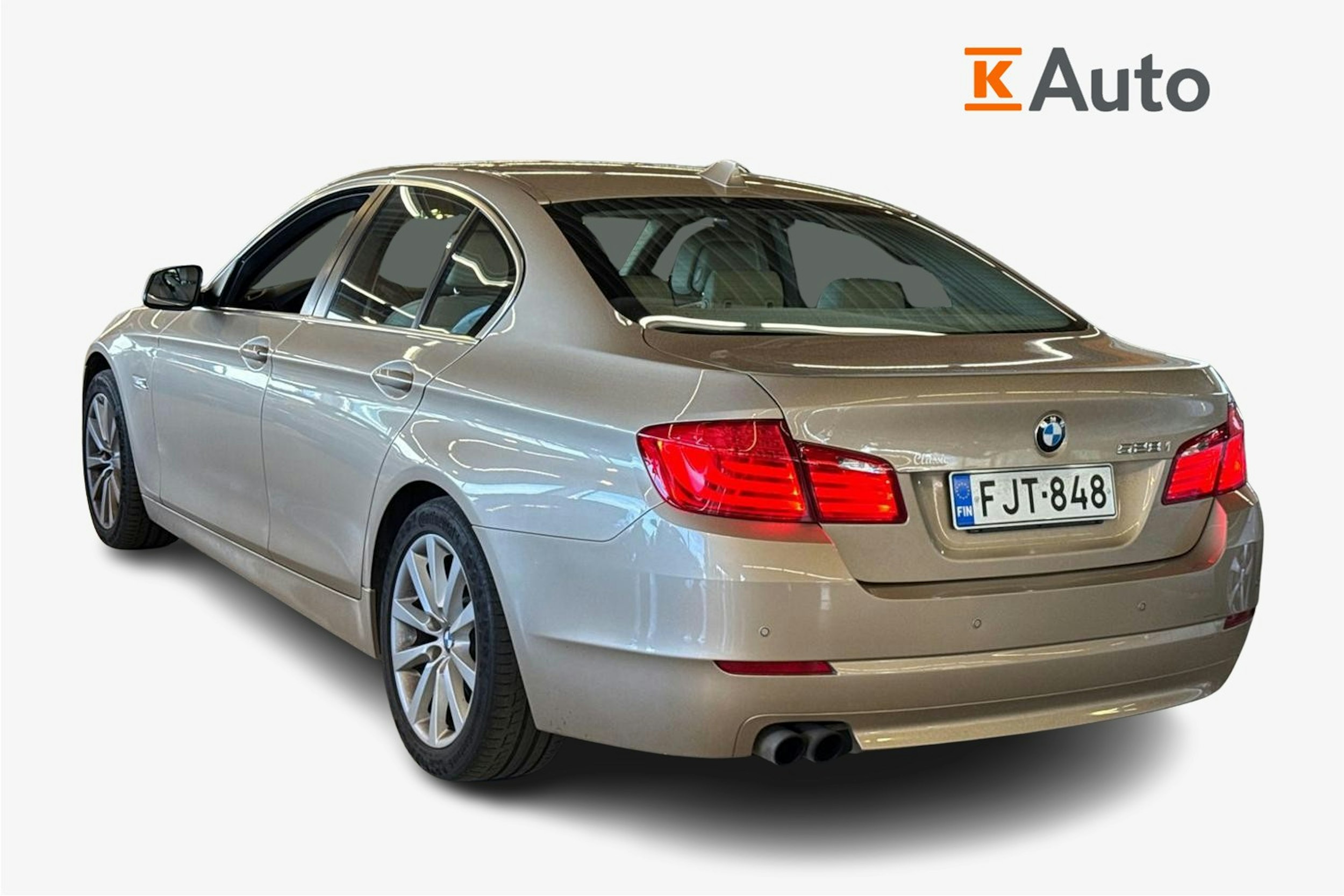 ruskea (beige) BMW 528 2010 kuva 2.
