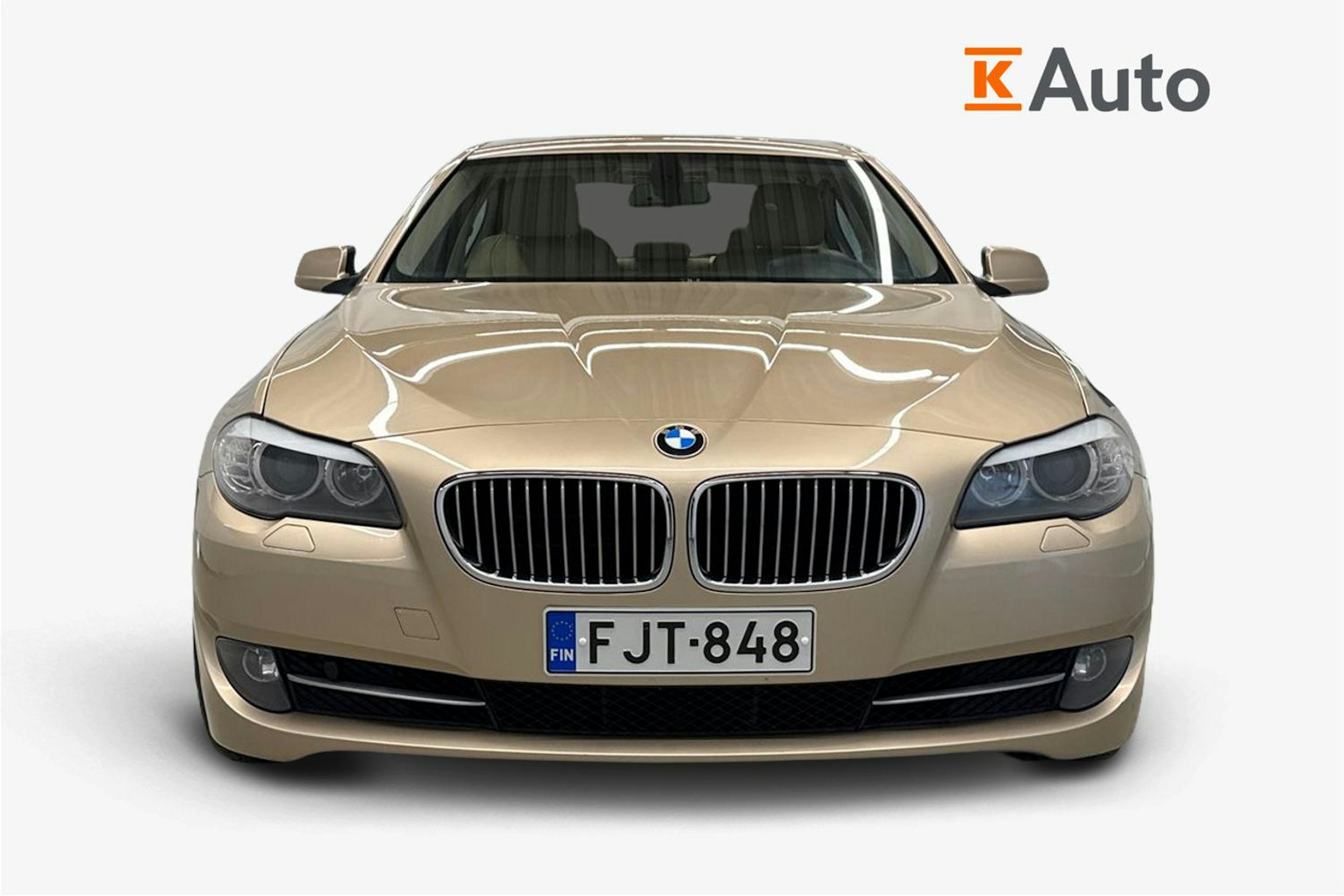 ruskea (beige) BMW 528 2010 kuva 5.