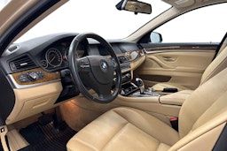 ruskea (beige) BMW 528 2010 kuva 7.