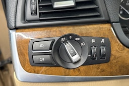 ruskea (beige) BMW 528 2010 kuva 18.