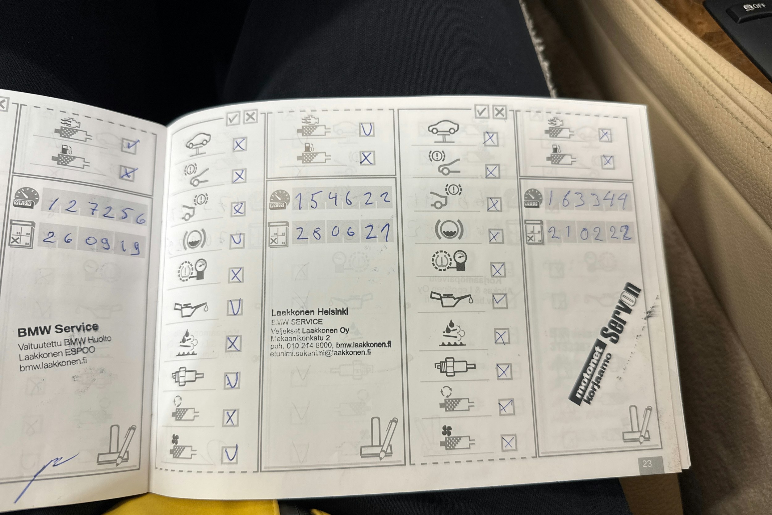 ruskea (beige) BMW 528 2010 kuva 30.