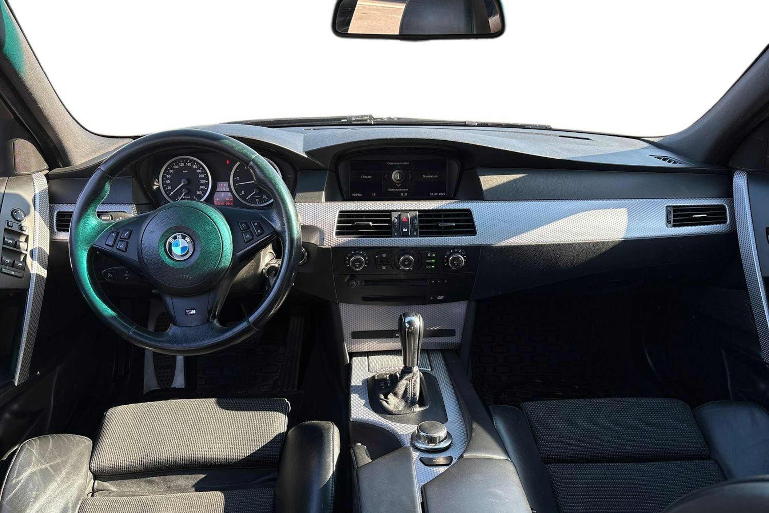 sininen BMW 530 2007 kuva 7.