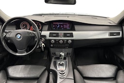 Hopea BMW 530 2007 kuva 9.