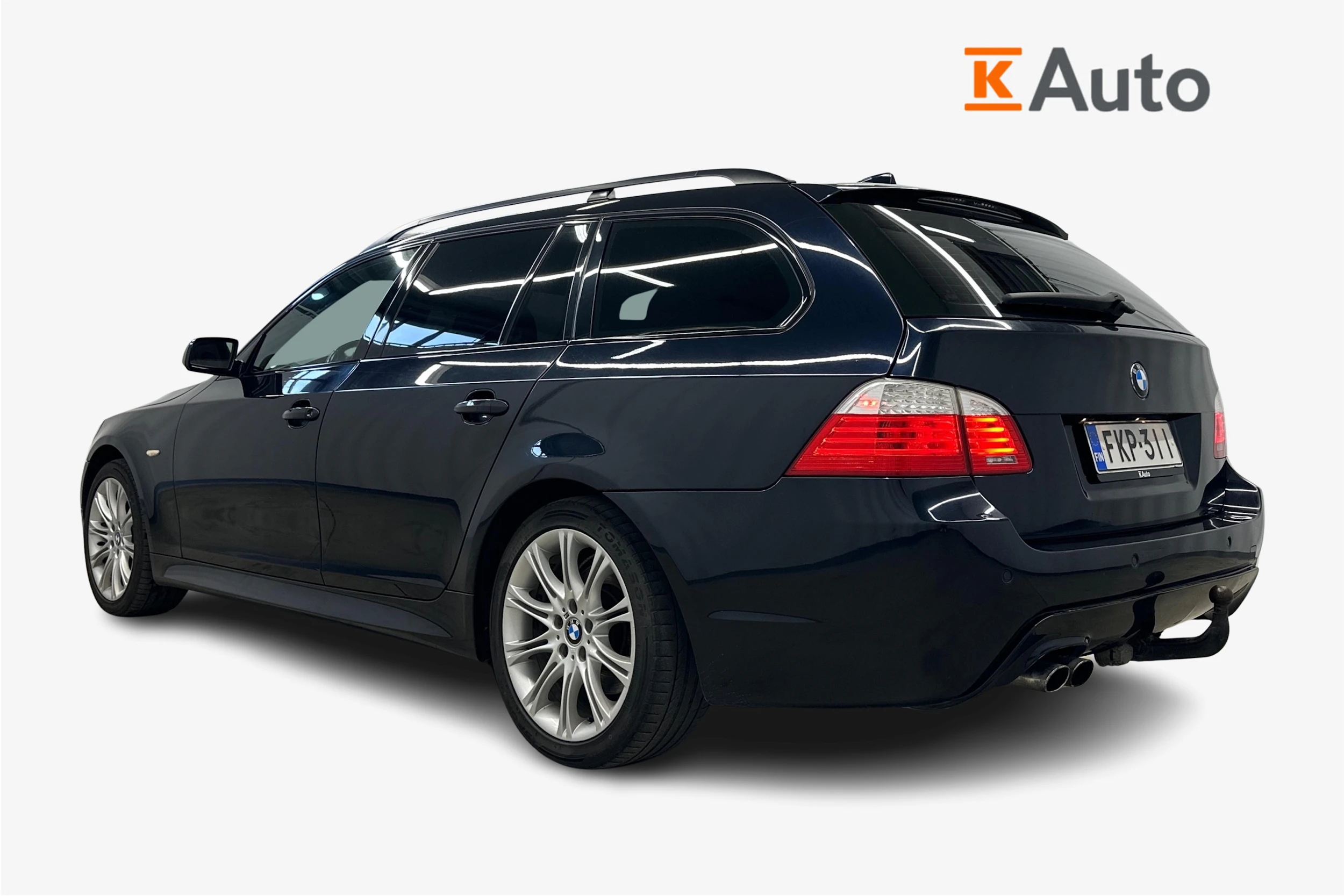 musta BMW 530 2008 kuva 2.