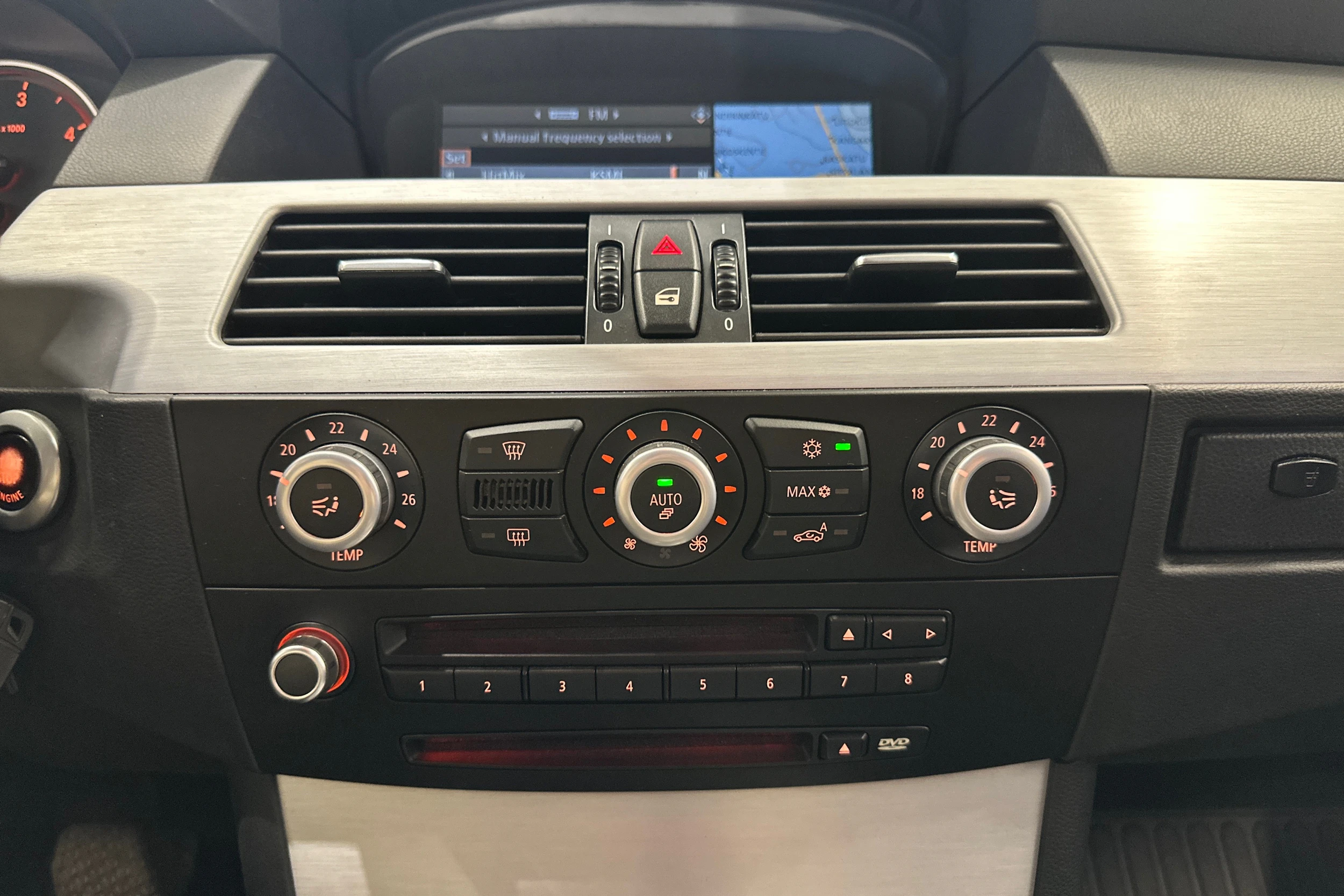 musta BMW 530 2008 kuva 17.