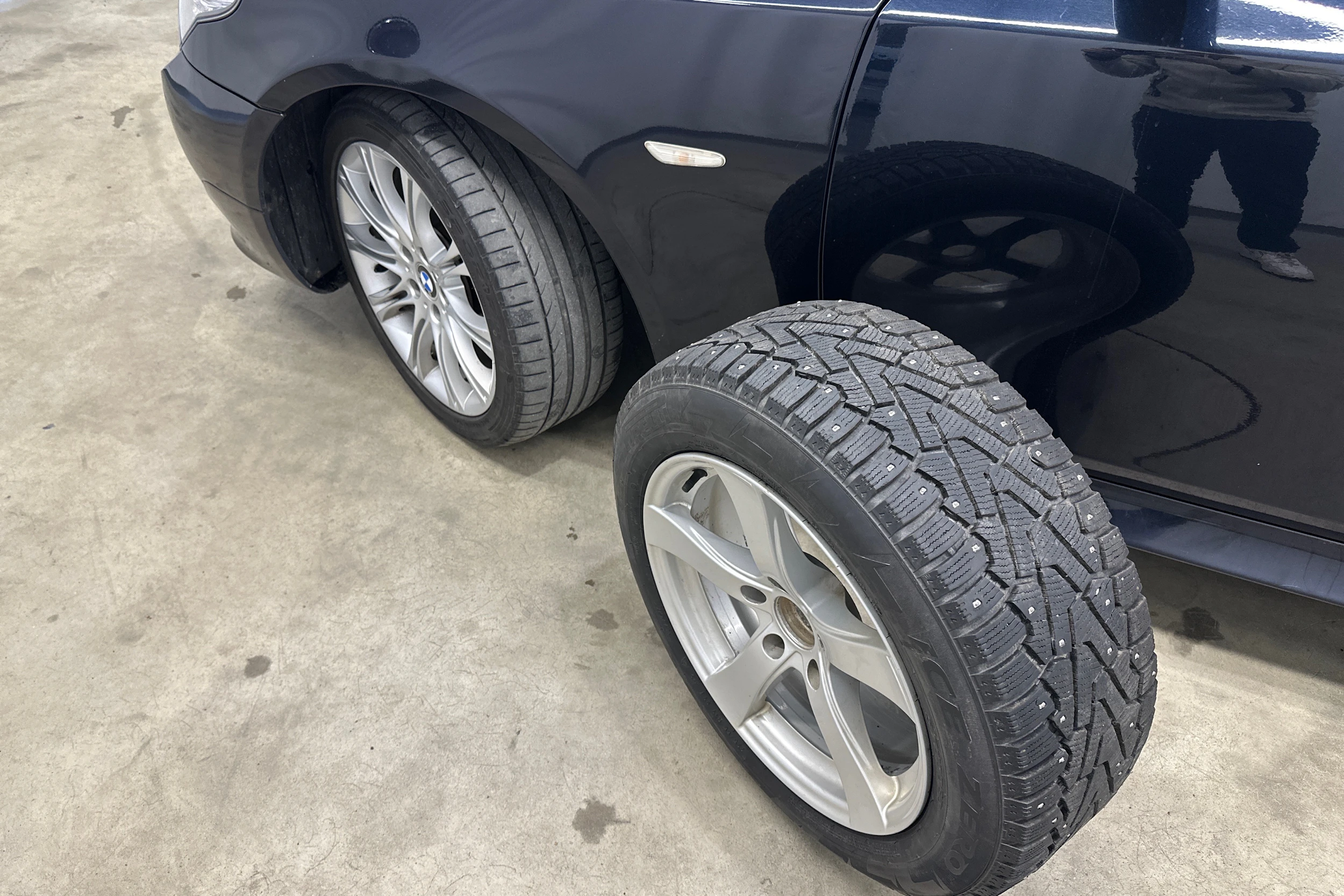 musta BMW 530 2008 kuva 29.