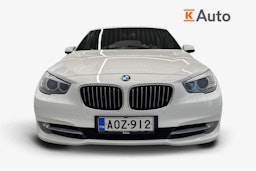 valkoinen BMW 530 2009 kuva 5.