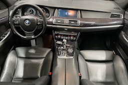 harmaa BMW 530 2009 kuva 9.