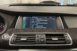 harmaa BMW 530 2009 kuva 18.
