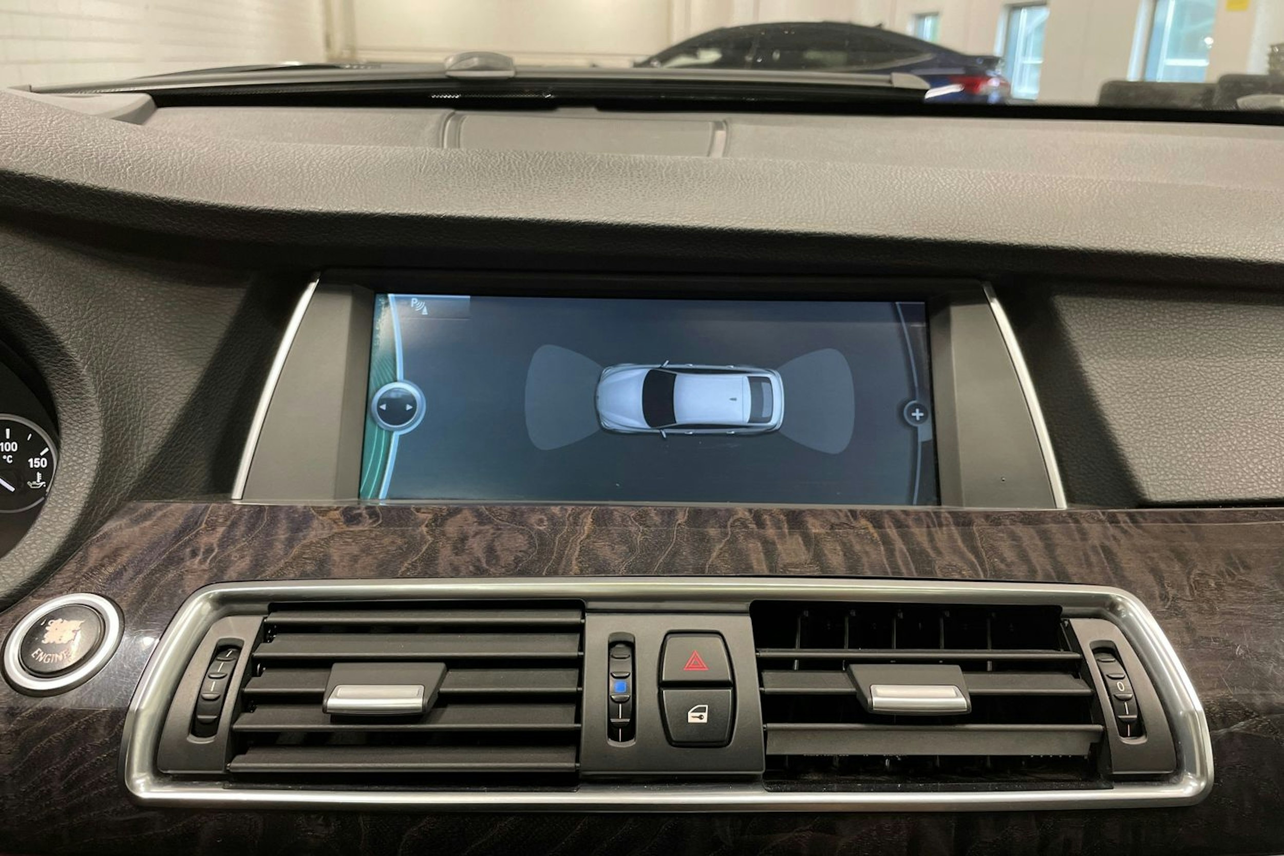 harmaa BMW 530 2009 kuva 19.