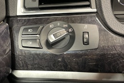harmaa BMW 530 2009 kuva 21.