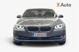 Harmaa BMW 530 2010 kuva 4.