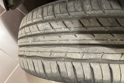 Harmaa BMW 530 2010 kuva 13.