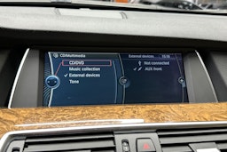 harmaa BMW 530 2010 kuva 15.