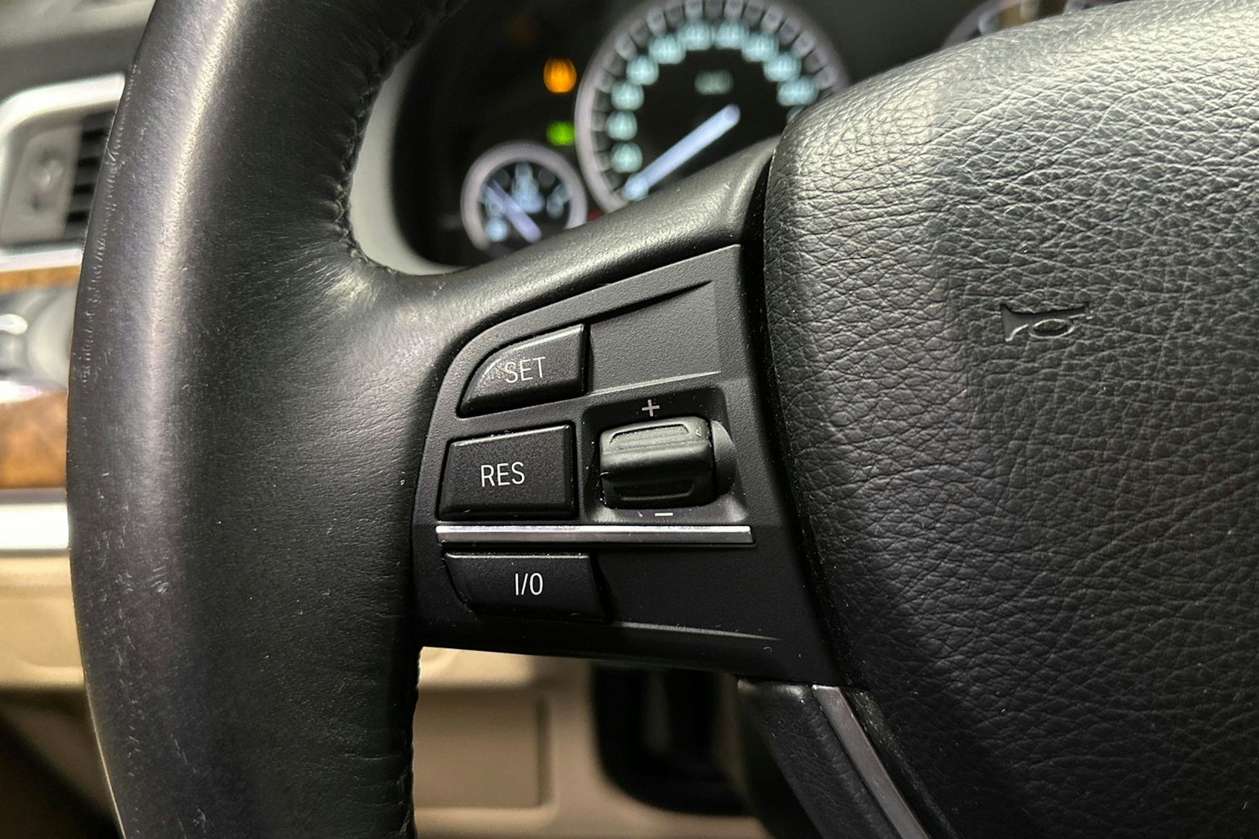 harmaa BMW 530 2010 kuva 21.