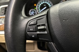 harmaa BMW 530 2010 kuva 21.