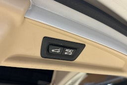 harmaa BMW 530 2010 kuva 26.