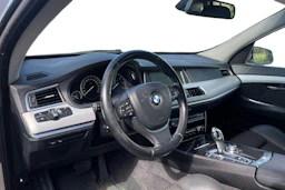 ruskea (beige) BMW 530 2011 kuva 3.